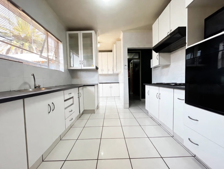 11 Bedroom Property for Sale in Barry Hertzog Park KwaZulu-Natal