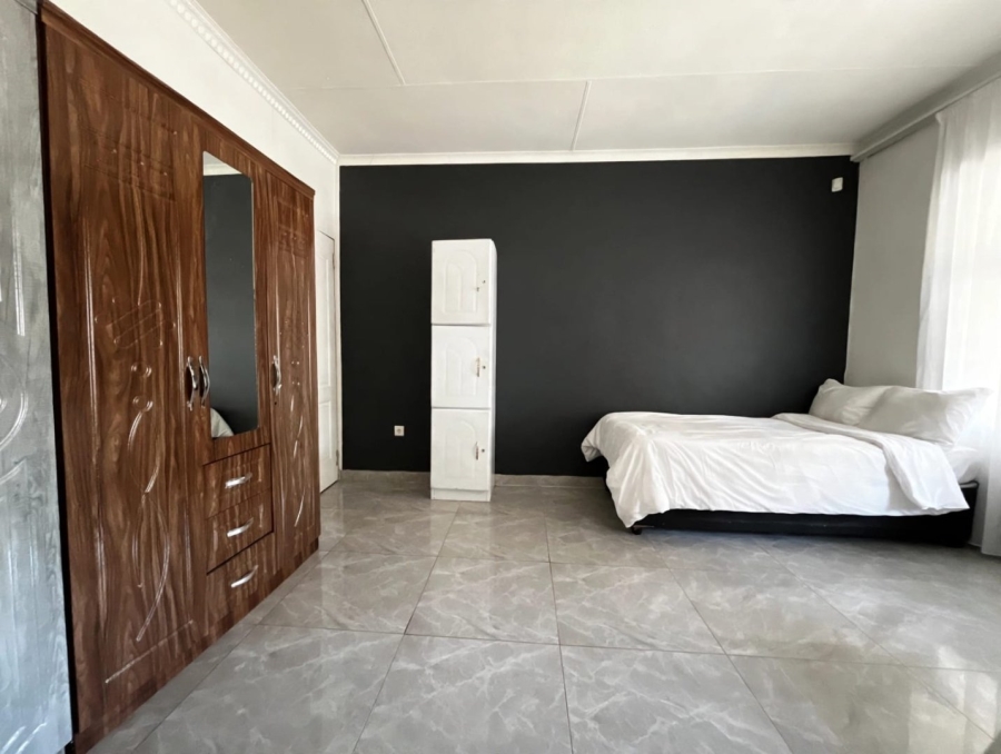 11 Bedroom Property for Sale in Barry Hertzog Park KwaZulu-Natal