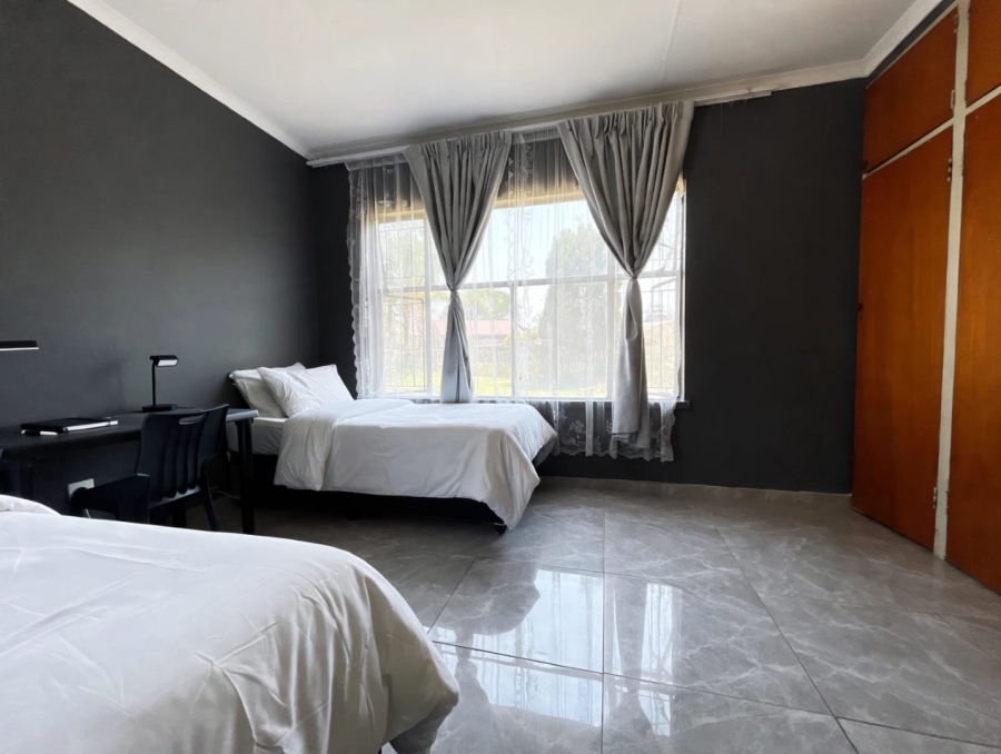 11 Bedroom Property for Sale in Barry Hertzog Park KwaZulu-Natal