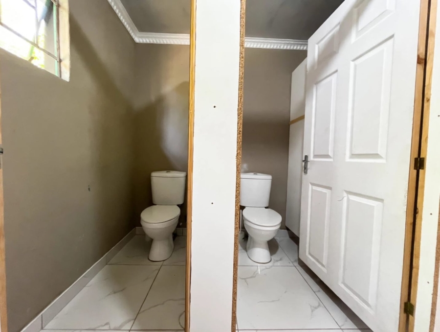 11 Bedroom Property for Sale in Barry Hertzog Park KwaZulu-Natal
