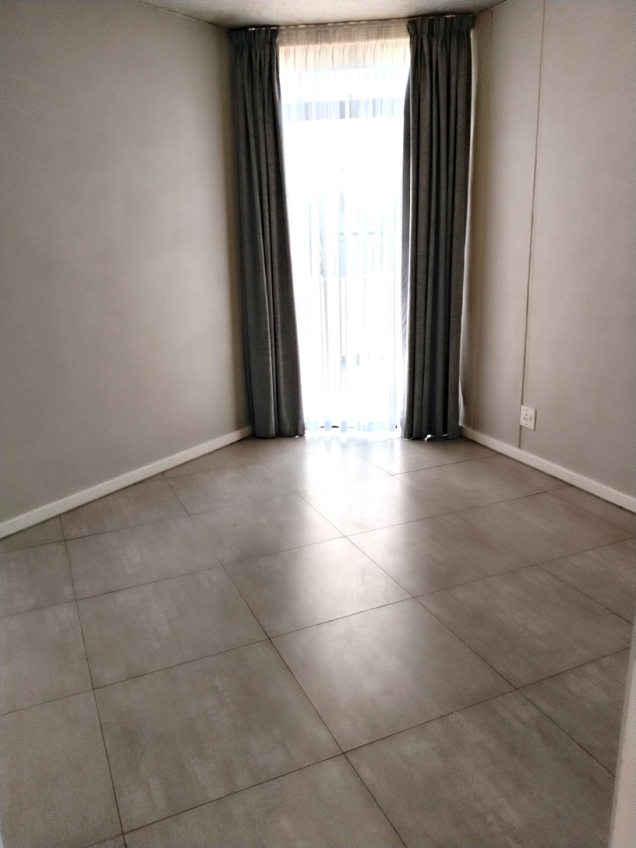 1 Bedroom Property for Sale in Ballitoville KwaZulu-Natal