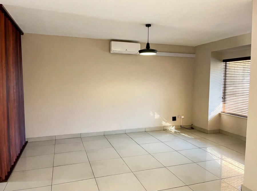 3 Bedroom Property for Sale in Meer En See KwaZulu-Natal
