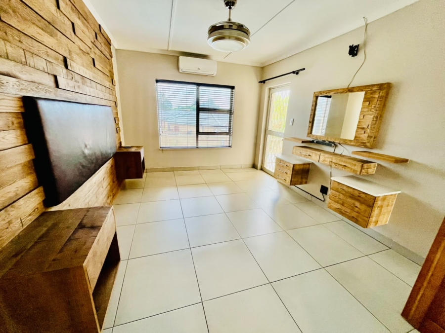 3 Bedroom Property for Sale in Meer En See KwaZulu-Natal
