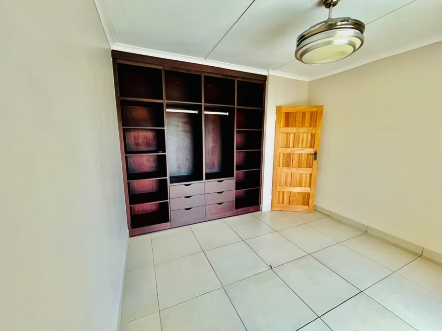 3 Bedroom Property for Sale in Meer En See KwaZulu-Natal