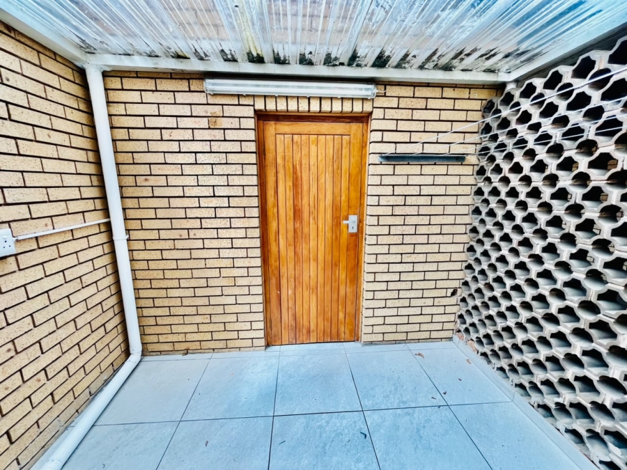 3 Bedroom Property for Sale in Meer En See KwaZulu-Natal