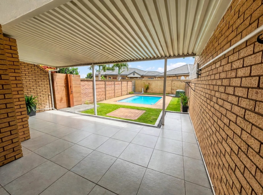 3 Bedroom Property for Sale in Meer En See KwaZulu-Natal
