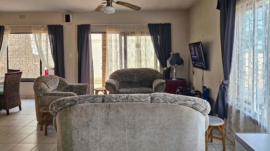 3 Bedroom Property for Sale in Uvongo KwaZulu-Natal