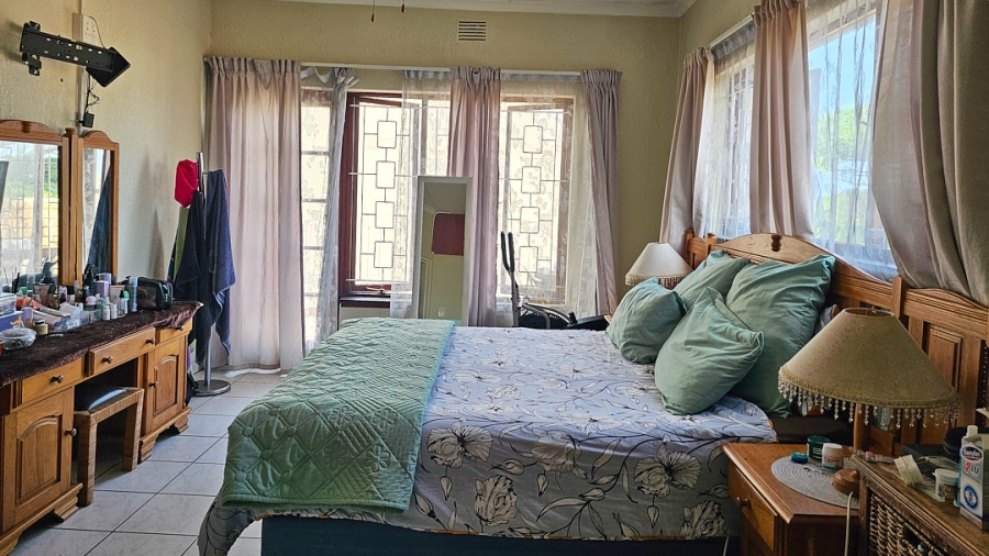 3 Bedroom Property for Sale in Uvongo KwaZulu-Natal
