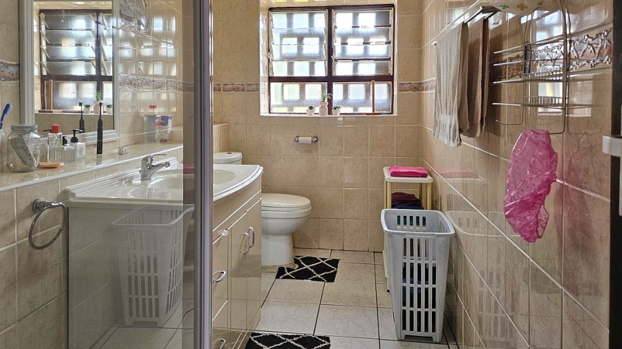 3 Bedroom Property for Sale in Uvongo KwaZulu-Natal