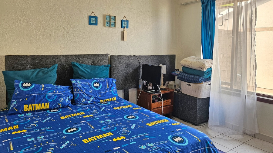 3 Bedroom Property for Sale in Uvongo KwaZulu-Natal