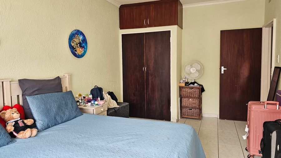 3 Bedroom Property for Sale in Uvongo KwaZulu-Natal