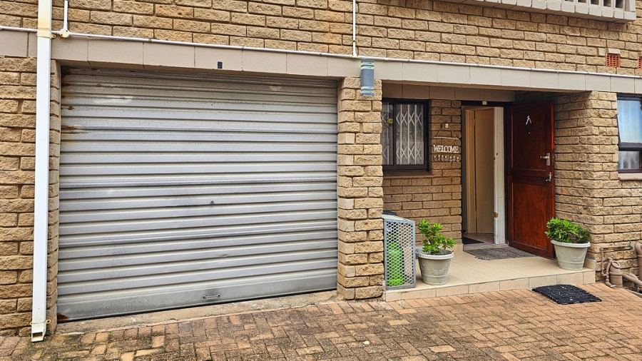 3 Bedroom Property for Sale in Uvongo KwaZulu-Natal
