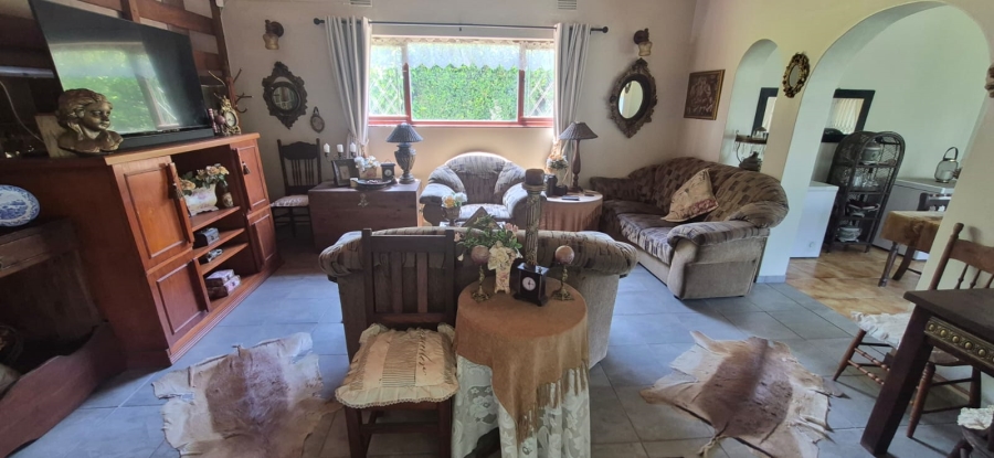3 Bedroom Property for Sale in Umtentweni KwaZulu-Natal