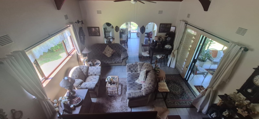 3 Bedroom Property for Sale in Umtentweni KwaZulu-Natal