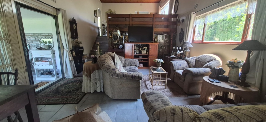 3 Bedroom Property for Sale in Umtentweni KwaZulu-Natal