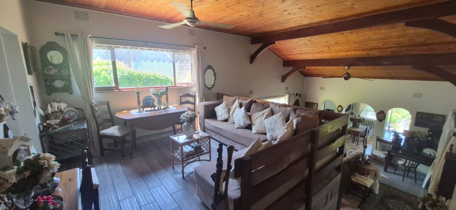 3 Bedroom Property for Sale in Umtentweni KwaZulu-Natal