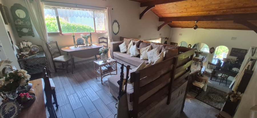 3 Bedroom Property for Sale in Umtentweni KwaZulu-Natal