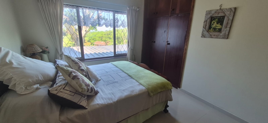 3 Bedroom Property for Sale in Umtentweni KwaZulu-Natal