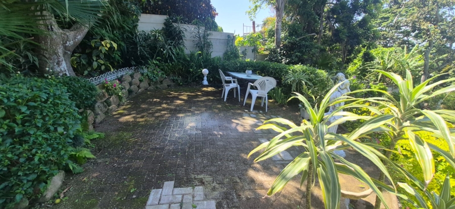 3 Bedroom Property for Sale in Umtentweni KwaZulu-Natal