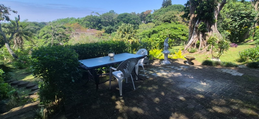 3 Bedroom Property for Sale in Umtentweni KwaZulu-Natal
