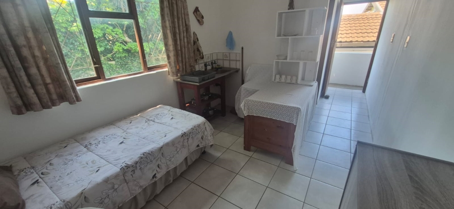 3 Bedroom Property for Sale in Umtentweni KwaZulu-Natal