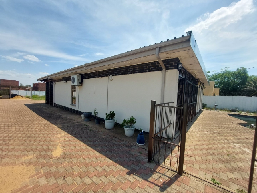 4 Bedroom Property for Sale in Newcastle KwaZulu-Natal