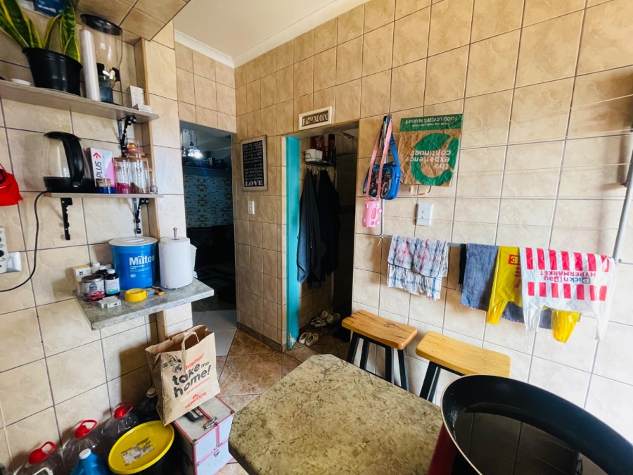 To Let 1 Bedroom Property for Rent in Amanzimtoti KwaZulu-Natal