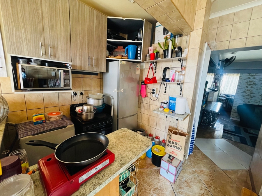 To Let 1 Bedroom Property for Rent in Amanzimtoti KwaZulu-Natal