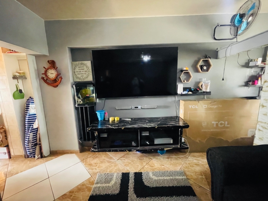 To Let 1 Bedroom Property for Rent in Amanzimtoti KwaZulu-Natal