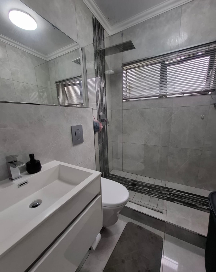 2 Bedroom Property for Sale in Westville KwaZulu-Natal