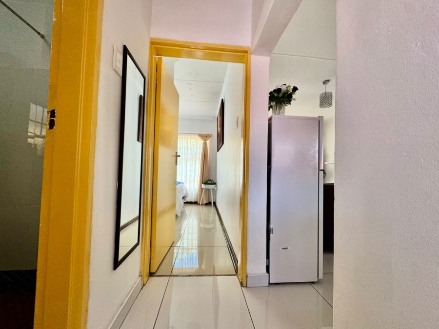 2 Bedroom Property for Sale in Pioneer Park KwaZulu-Natal