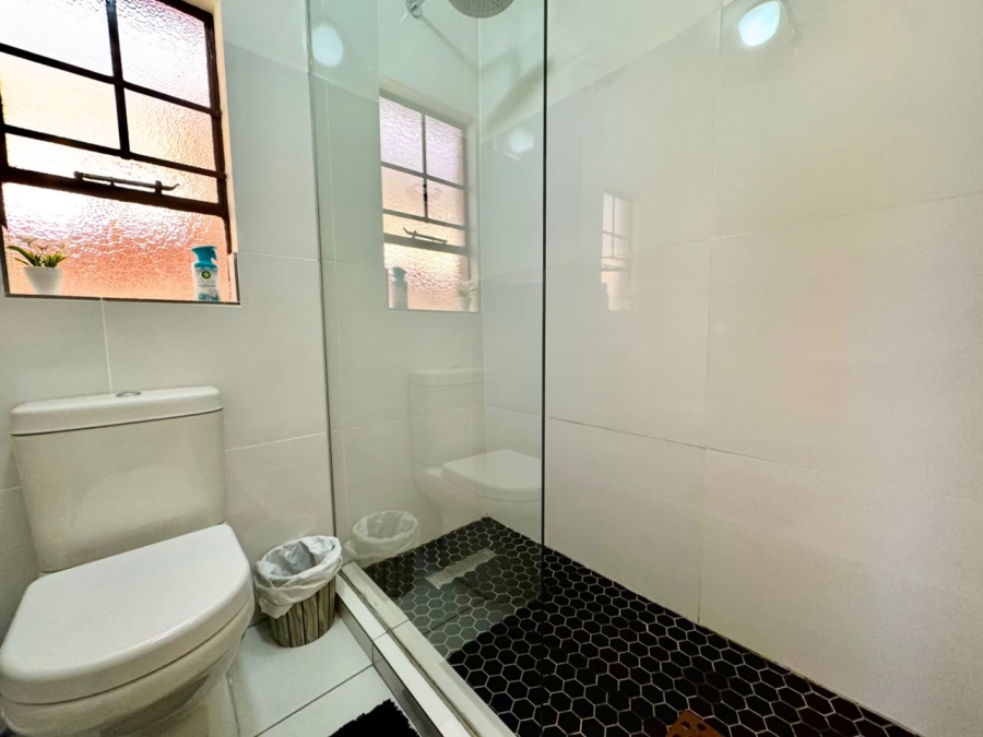 2 Bedroom Property for Sale in Pioneer Park KwaZulu-Natal