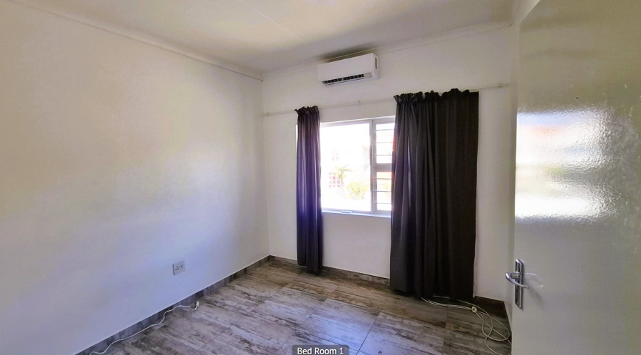 3 Bedroom Property for Sale in St Michaels On Sea KwaZulu-Natal