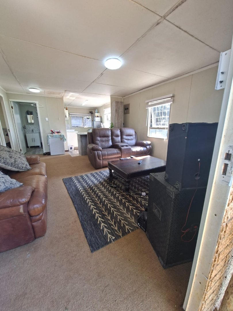 To Let 2 Bedroom Property for Rent in Summerveld KwaZulu-Natal