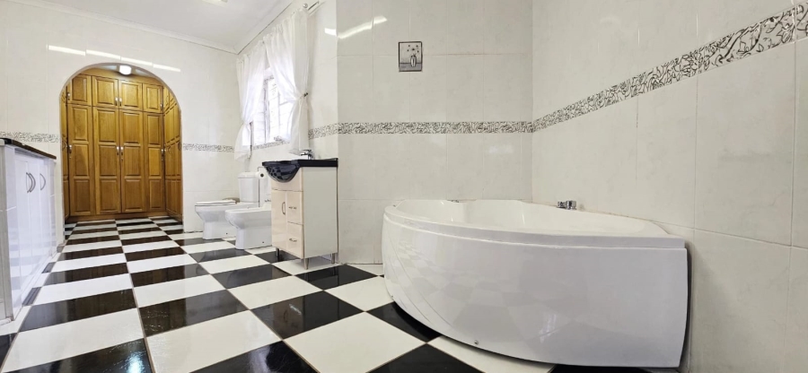 3 Bedroom Property for Sale in Ingagane KwaZulu-Natal