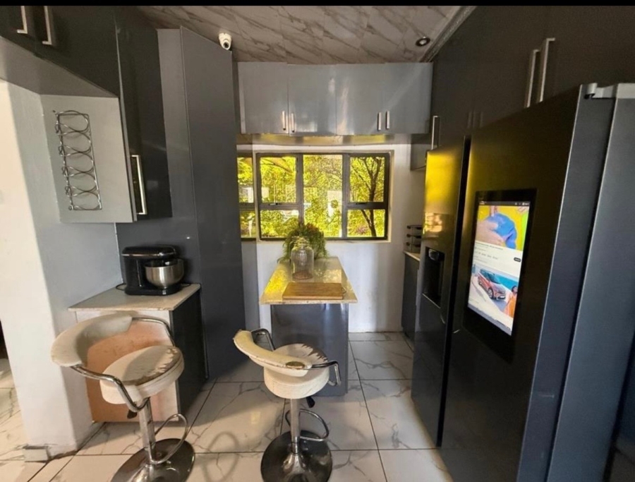 4 Bedroom Property for Sale in Scottsville KwaZulu-Natal