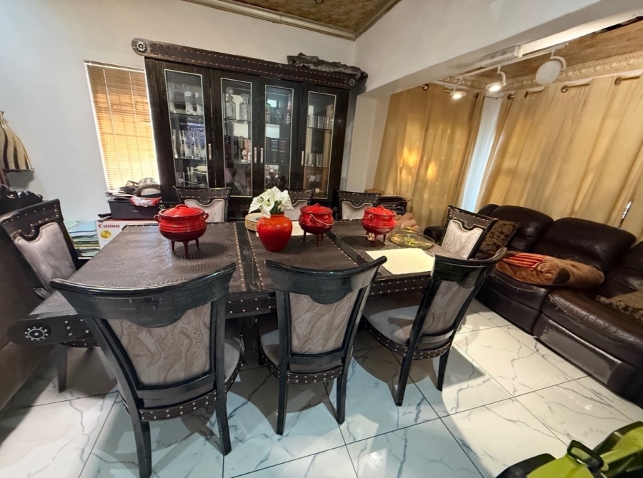 4 Bedroom Property for Sale in Scottsville KwaZulu-Natal