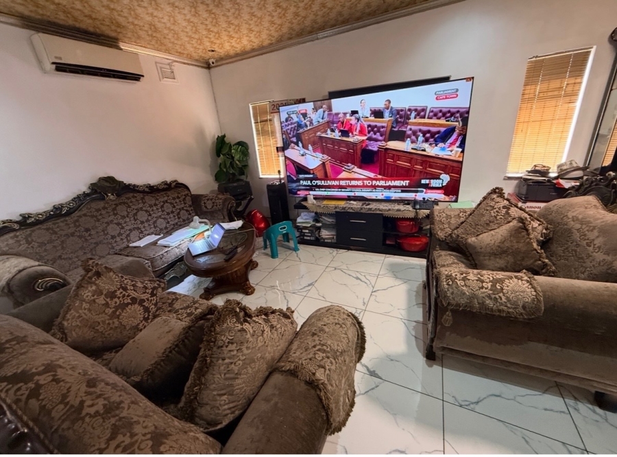4 Bedroom Property for Sale in Scottsville KwaZulu-Natal