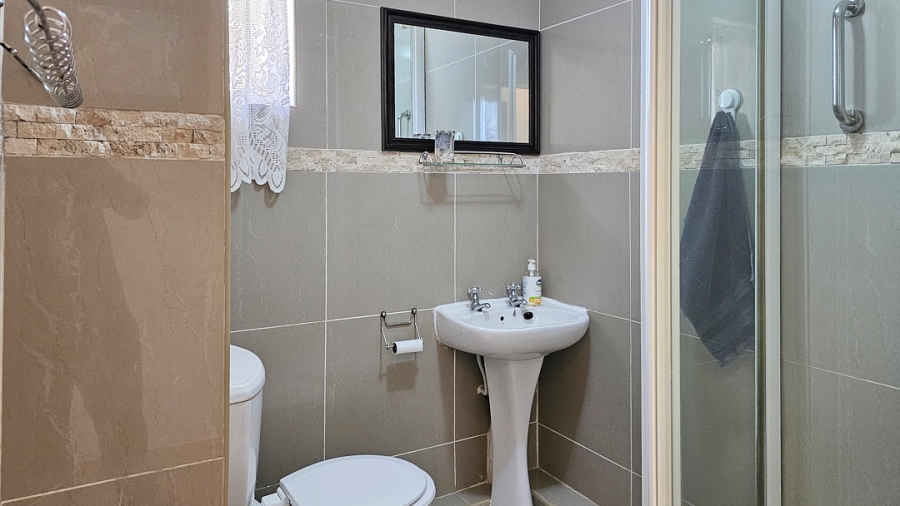 3 Bedroom Property for Sale in Margate KwaZulu-Natal
