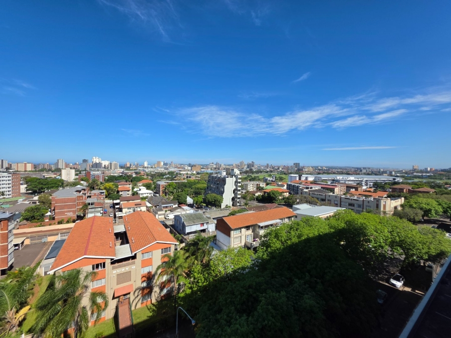 To Let 2 Bedroom Property for Rent in Essenwood KwaZulu-Natal