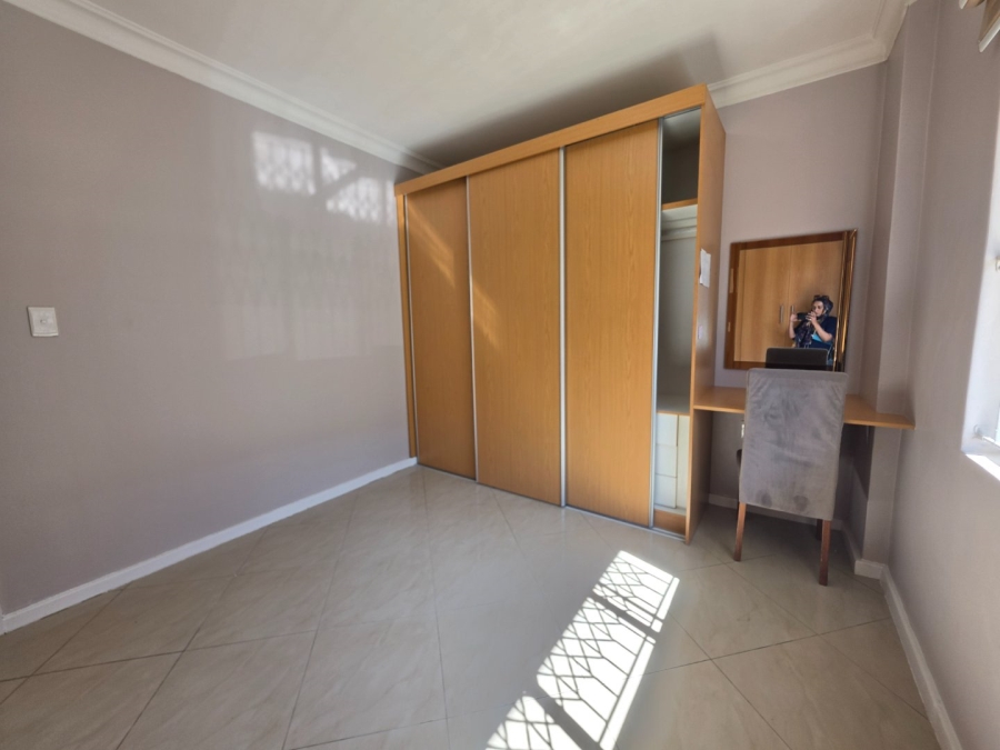 2 Bedroom Property for Sale in Morningside KwaZulu-Natal