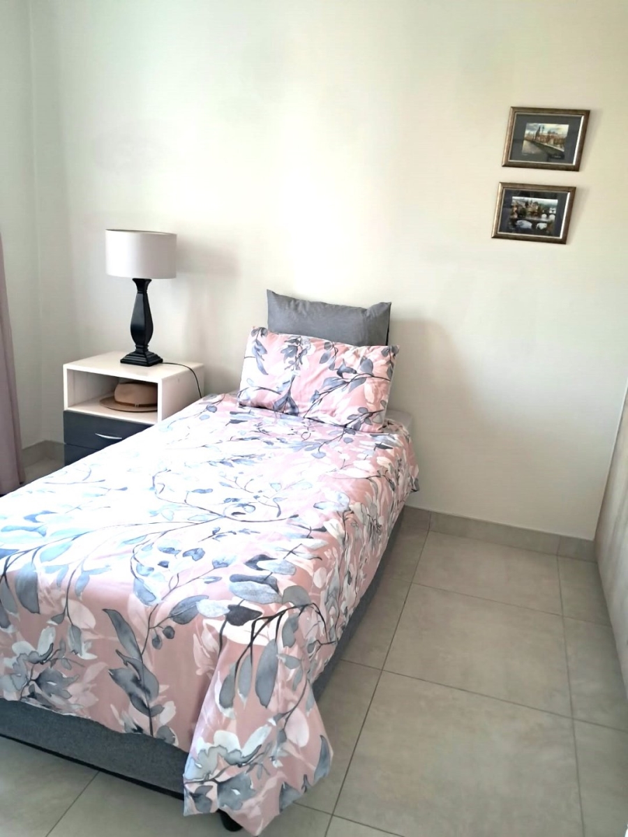 To Let 2 Bedroom Property for Rent in Kloof KwaZulu-Natal