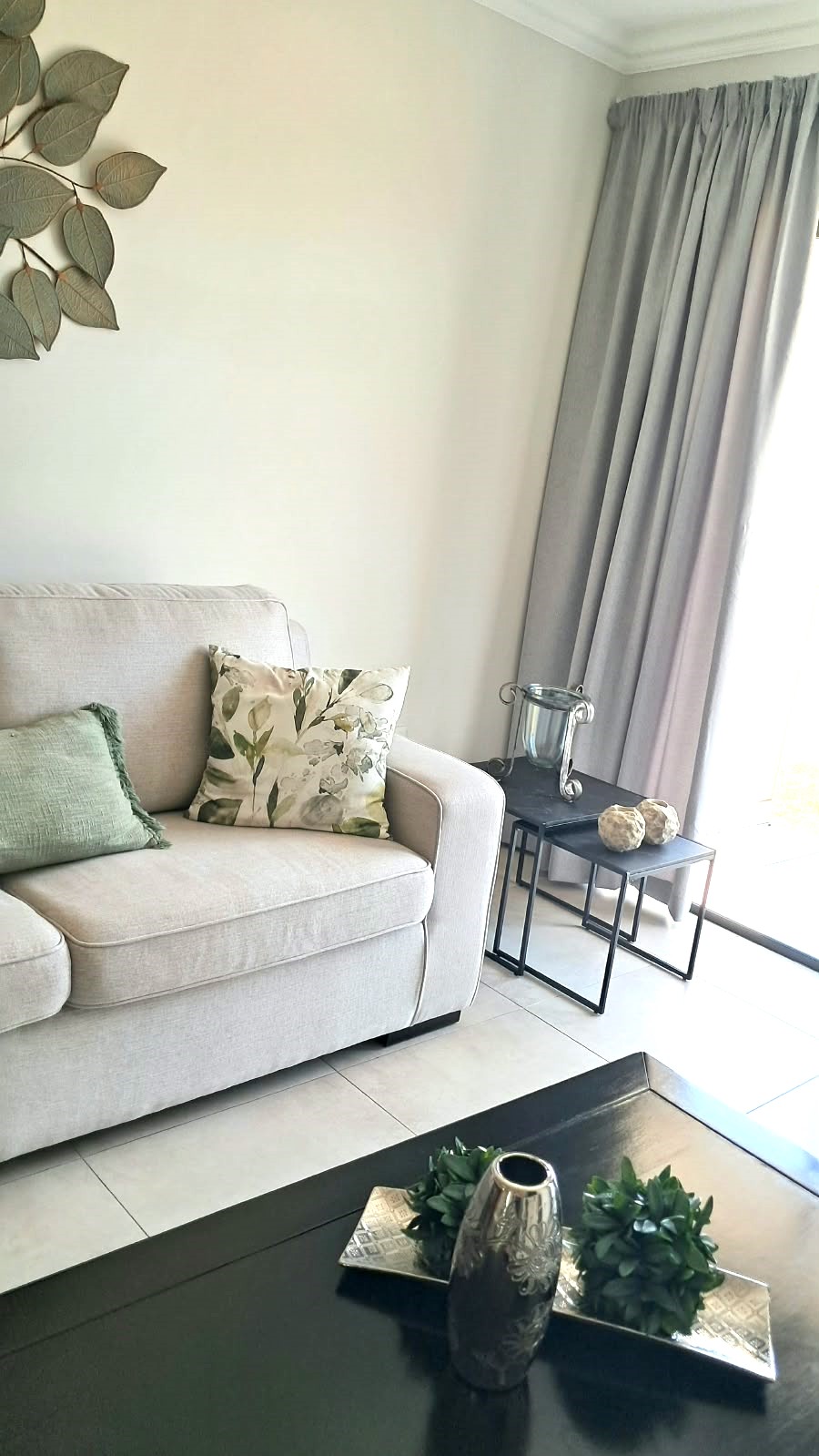 To Let 2 Bedroom Property for Rent in Kloof KwaZulu-Natal
