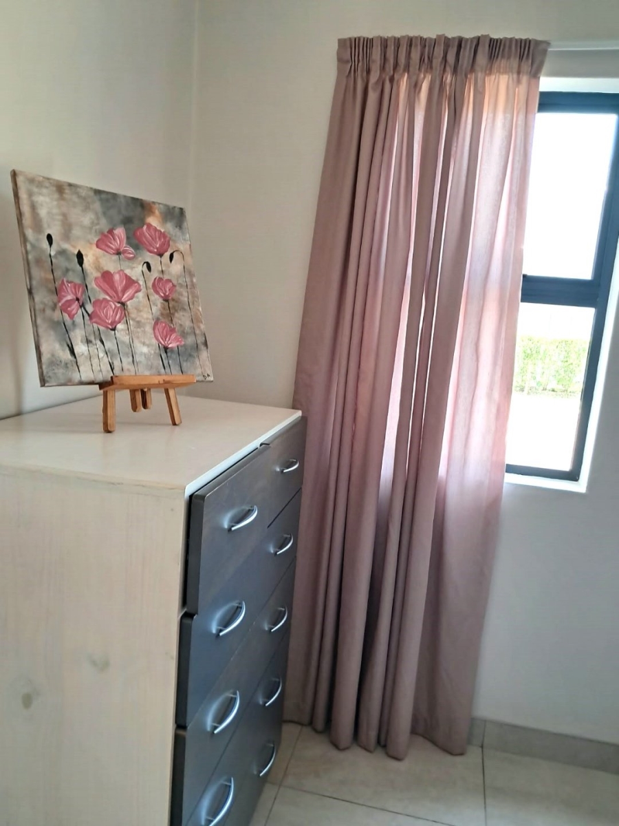 To Let 2 Bedroom Property for Rent in Kloof KwaZulu-Natal