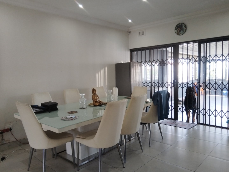 3 Bedroom Property for Sale in Glenmore KwaZulu-Natal