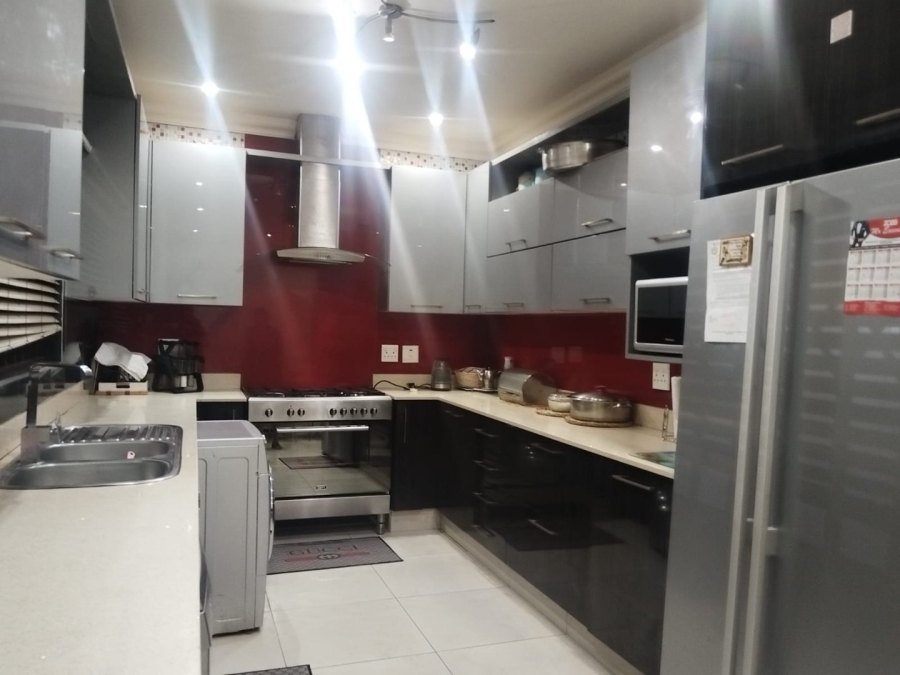 3 Bedroom Property for Sale in Glenmore KwaZulu-Natal