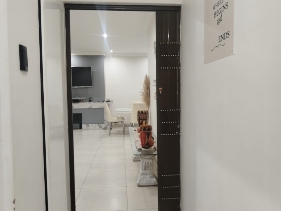 3 Bedroom Property for Sale in Glenmore KwaZulu-Natal