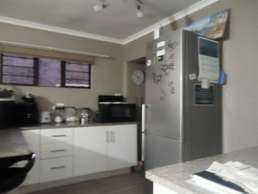 3 Bedroom Property for Sale in Glenmore KwaZulu-Natal