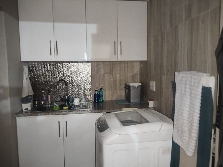 3 Bedroom Property for Sale in Glenmore KwaZulu-Natal