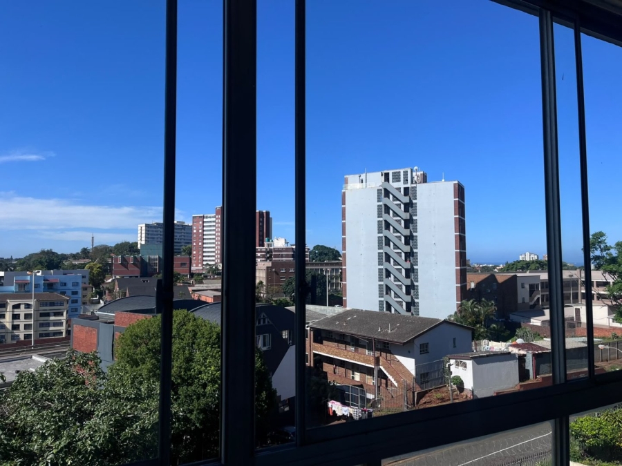 2 Bedroom Property for Sale in Westridge KwaZulu-Natal
